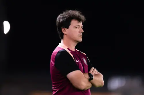 Corinthians busca vitória contra o Santos para evitar pior marca desde 2018.