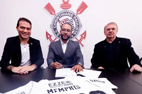 Stabile esclarece bastidores polêmicos de renovação com o Memphis