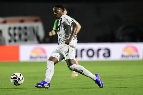 REFORÇOS DE PESO! Corinthians acerta com dois atletas e aguarda fim do transfer ban para anunciar