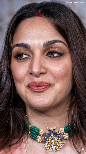 kiara 678453446802.jpg