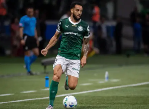 OPORTUNIDADE DE OURO! Baixas abrem espaço para Felipe Anderson no time de Abel