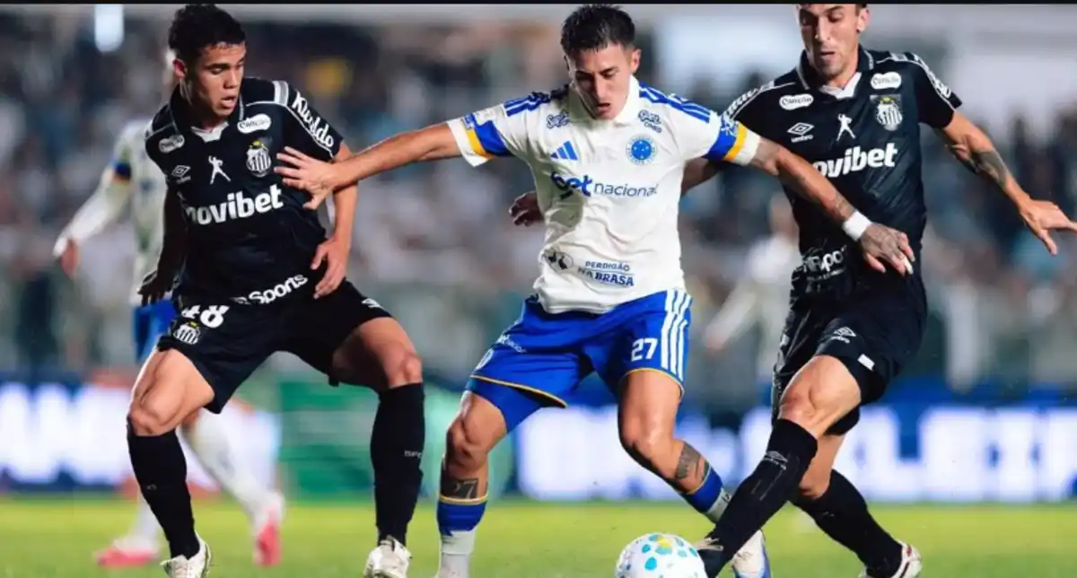 Fragilidades defensivas expõem Cruzeiro em instabilidade e aumentam pressão sobre Artur Jorge