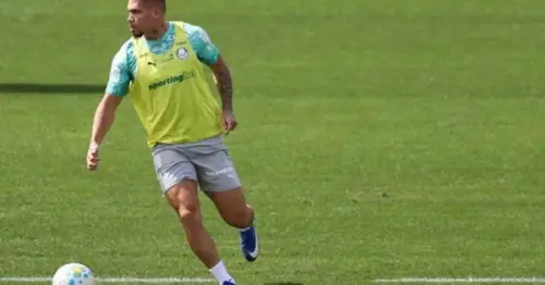 Paulinho sofre nova lesão e adia retorno ao Palmeiras por mais três semanas