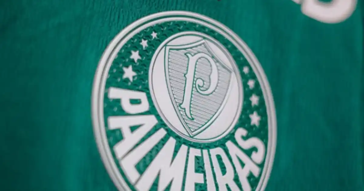 Palmeiras atinge 13 clássicos sem derrota e reforça liderança no Brasileirão diante do São Paulo