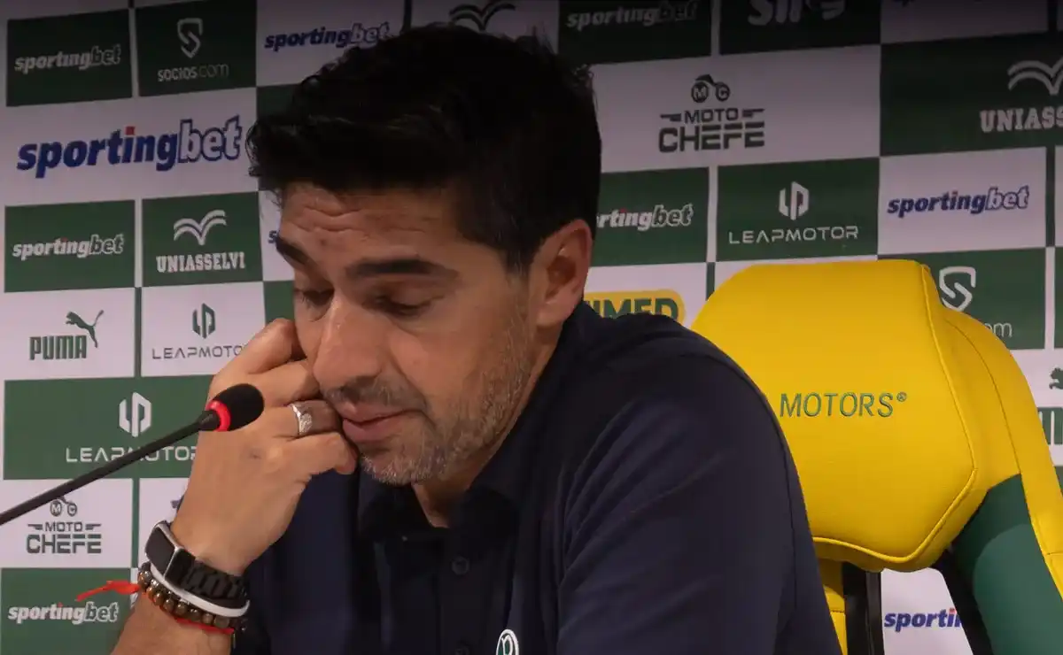 Tensão no Palmeiras: Abel Ferreira pode enfrentar até seis jogos de suspensão após polêmica com o STJD