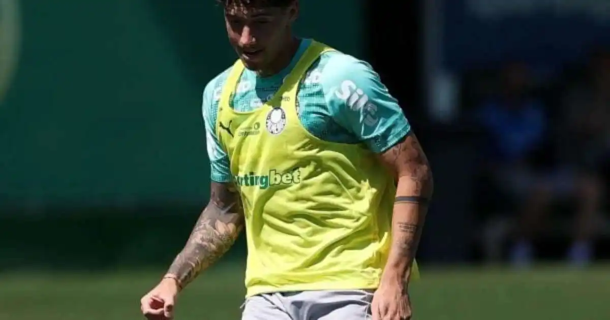 Emi Martínez celebra 50 vitórias e exalta versatilidade como chave para o sucesso do Palmeiras