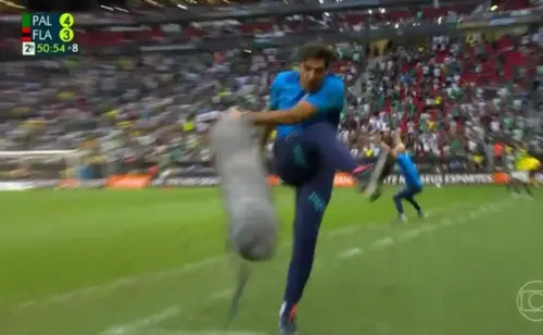 SUSPENSÃO DO MISTER! Abel pode pegar longa suspensão após chutar microfone no jogo contra o Mirassol