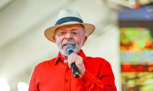 Lula reconhece falhas na campanha do 1º turno, mas projeta virada contra "o retrocesso"