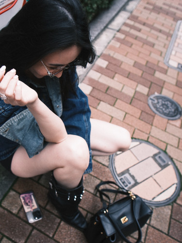9afd10a45288b87529fbab71f6d4e372.jpg