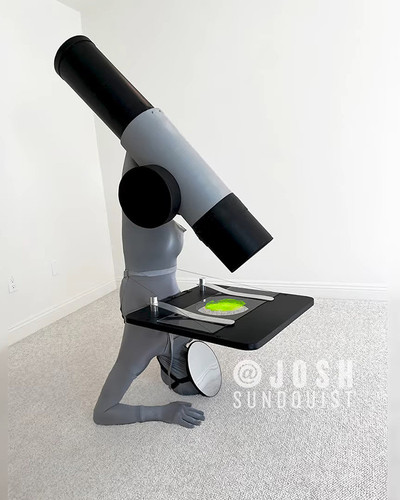 one legged man josh sundquist halloween costume 2025 6904d62abf589 png 700.jpg