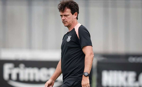 Diniz sob pressão: Corinthians corre contra o tempo para evitar rebaixamento
