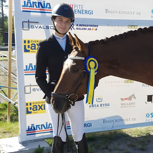 My friend Matilda and her Ronny in Piteå.1