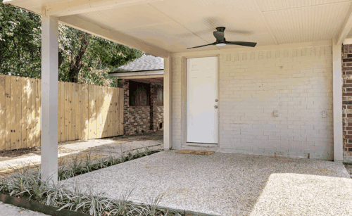 04 outdoor backyard.gif