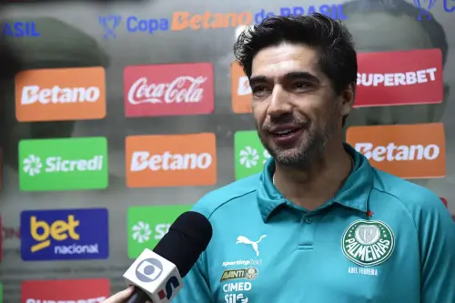 Rivais: Abel Ferreira e Rogério Ceni se enfrentam pela 16° vez na carreira