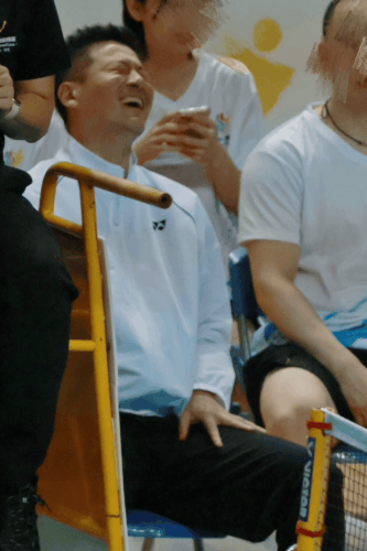 0062BoZOgy1ihtjkozgb7g30u0190000.gif