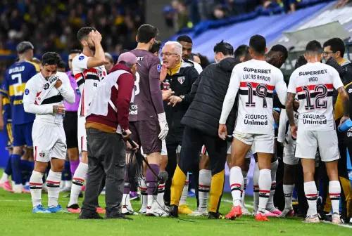 Defesa frágil e ataque ineficaz: São Paulo se complica contra Boca Juniors nas quartas da Sula
