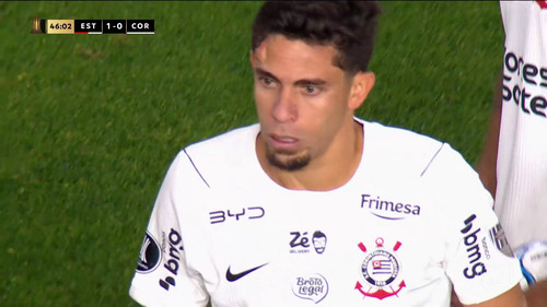 Resiliência em campo: Gabriel Paulista ignora cotovelada e Corinthians se concentra na Libertadores