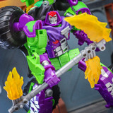 Transformers Collaborative Monster Jam Grave Digger 06
