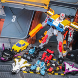 Age of the Primes Powerlinx Red Alert and 8 Mini Con Pack 05a