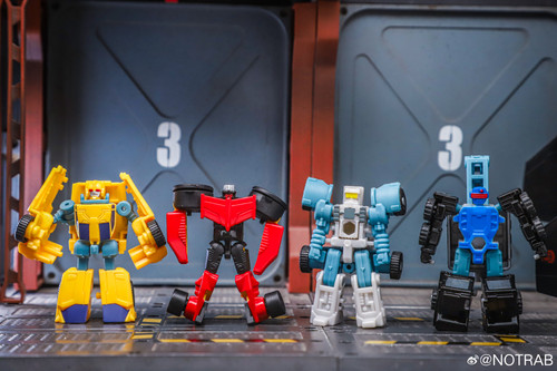 Age of the Primes Powerlinx Red Alert and 8 Mini Con Pack 14