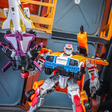 Age of the Primes Powerlinx Red Alert and 8 Mini Con Pack 01