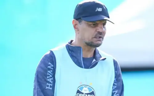 Crise antes do Gre-Nal! Auxiliar de Renato é preso em Porto Alegre