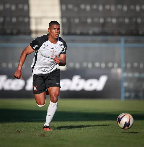 Corinthians inicia caminhada rumo ao título do Paulistão sub-20 contra a Portuguesa Santista