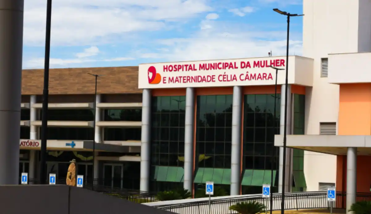 Crime eleitoral e desumanidade: Médica Marcella Segato é demitida após orientar retenção de mães petistas em maternidade