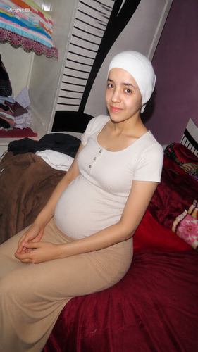 pregnant tight summer latest 4.png