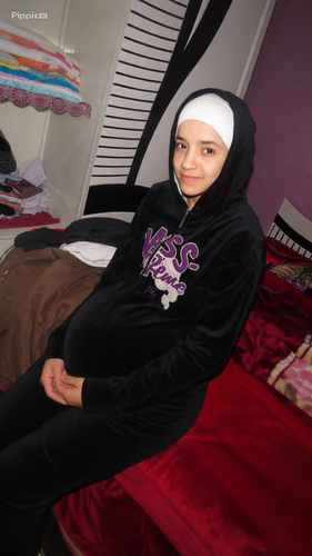 pregnant woman latest 2.png