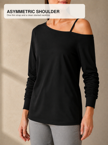 09 neckline detail.png