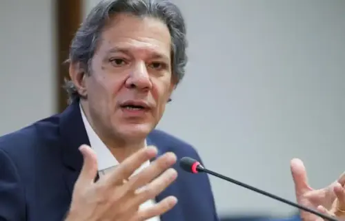 Haddad exige transparência total no caso Master e manda recado ao STF: "não pode terminar em pizza"