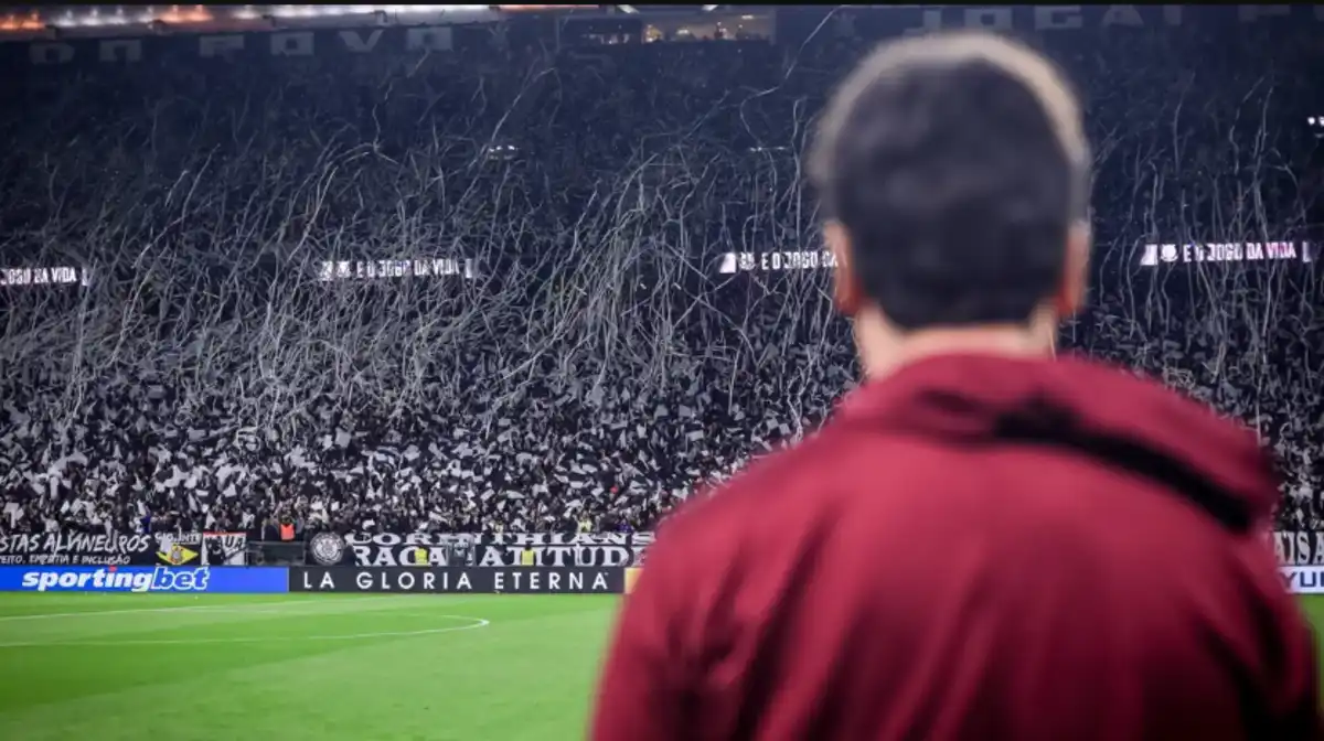 Pressão aumenta: Corinthians em crise enxerga Fluminense como chance de reabilitação urgente