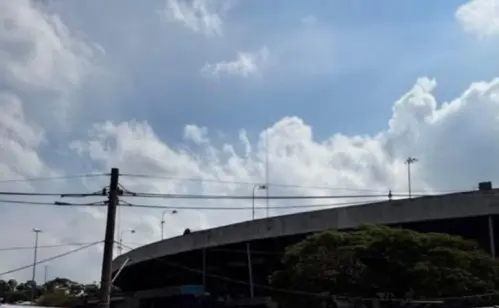 Silêncio ensurdecedor no Morumbi: torcida do São Paulo protesta antes de duelo decisivo contra o Inter