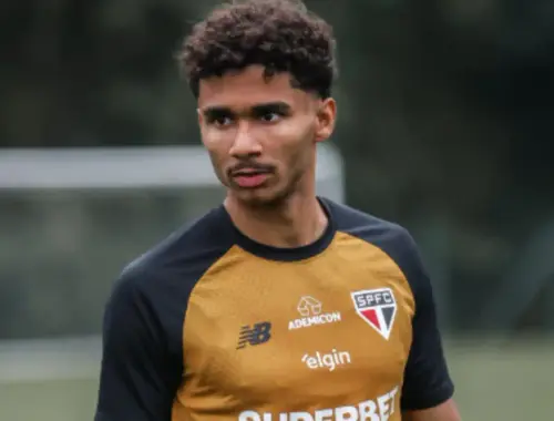 Pedro Lima pode estrear contra o Internacional e ameaça titularidade de Lucas Ramon