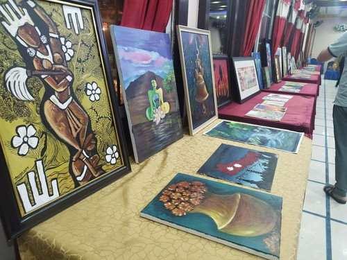 'Art for Hope' to help flood victims