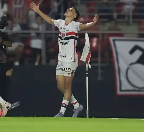 São Paulo aposta em Gustavo Santana e reforça elenco para duelo decisivo contra o Boca Juniors
