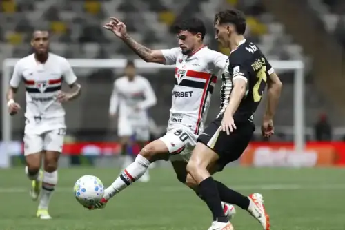 São Paulo tenta afastar fantasma do Z-4 em duelo contra o Galo