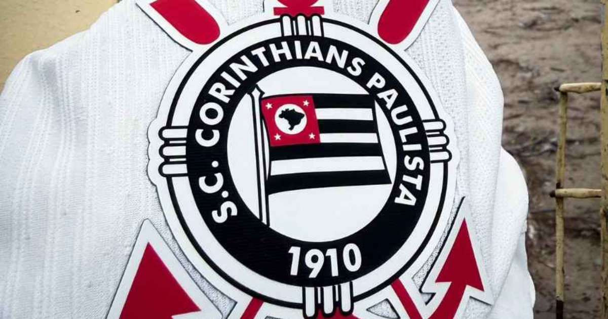 VOANDO! Raniele brilha no Corinthians e se torna o pilar defensivo do Brasileirão com 28 desarmes