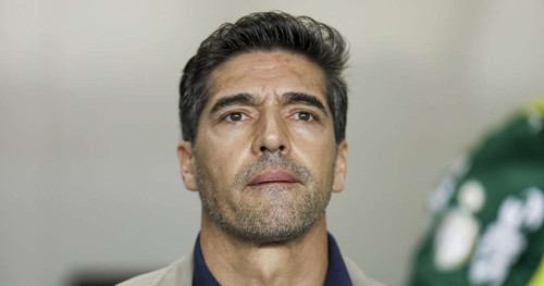 Abel Ferreira cobra mudança de postura após banco no clássico
