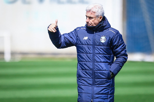 Na corda bamba, Grêmio foca no Vasco para evitar crise enquanto sonha com a final da Copa do Brasil