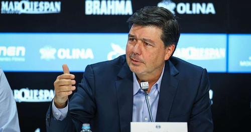 Confiança reafirmada: Grêmio mantém Luís Castro até 2026 e foca na recuperação no Brasileiro