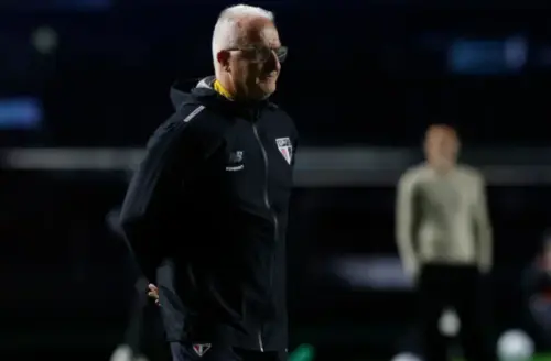 META DEFINIDA! São Paulo ainda precisa de 12 pontos para afastar risco no Brasileirão