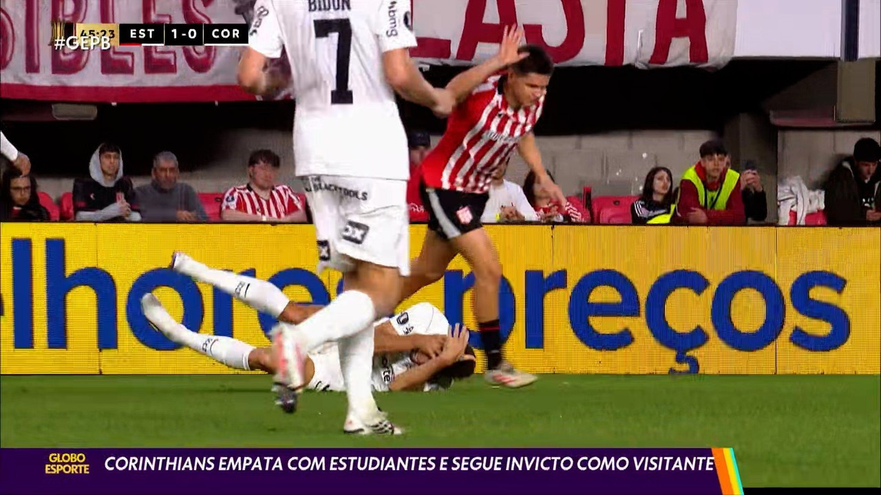 GESTO OBSCENO? Memphis corre risco de punição da Conmebol após gesto polêmica