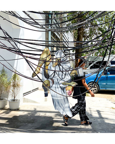 LuckyLeg Street Art Thailand 69a81b4ae4510 700 bordered.jpg