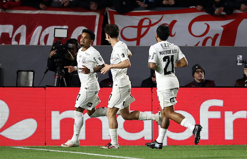 FINALMENTE! Corinthians volta a marcar gol fora de casa na Libertadores após mais de 14 anos
