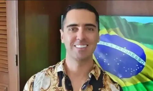 Thiago dos Reis sai em defesa da democracia e denuncia desespero de Flávio Bolsonaro diante da liderança de Lula