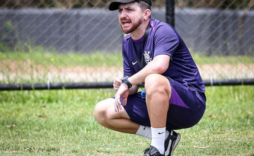 William Batista assume comando do Corinthians em clássico decisivo