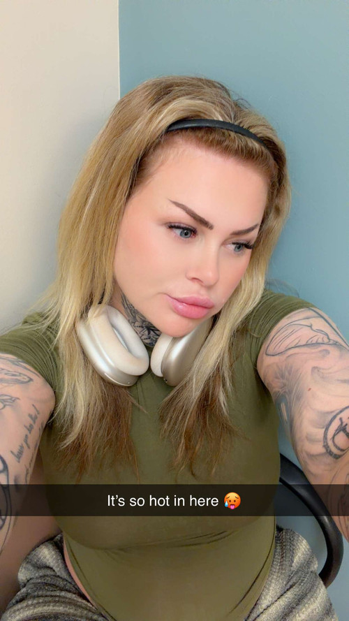 thefemalebossrl 2026 10 07T15 52 10.jpg