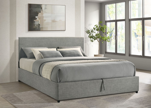 315918GRYKE 01xHD.jpg